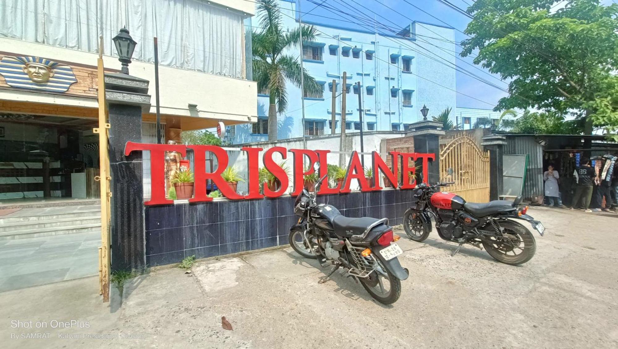 Kalyani Trisplanet酒店 外观 照片